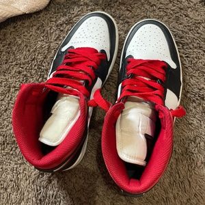 Air Jordan 1 Gym Red Black White